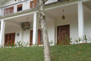 Lavender Hills, Kandy