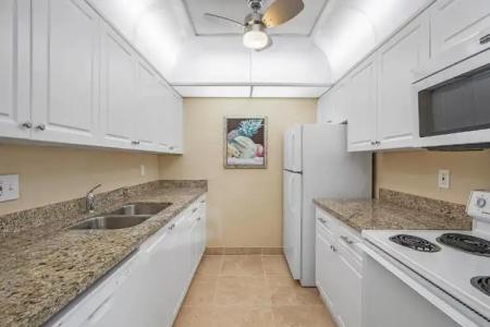 Coconut Bay Resort - 18