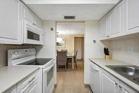 Coconut Bay Resort - 10