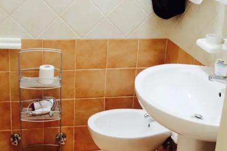 Amoru Bed & Breakfast - 10