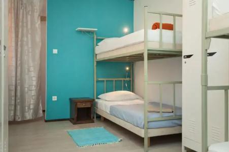 Roundabout Hostel - 33