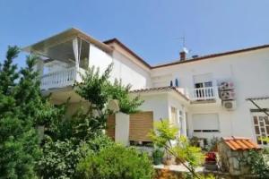 Villa Robert, Rab