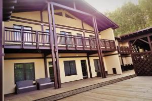 Baza Otdykha Volna, Zarechnyy