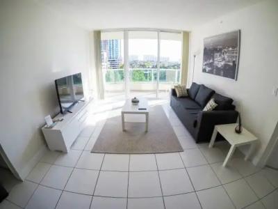 Intracostal Sunny Isles - 3