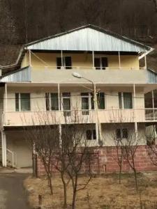 Dva Domika Kamo 171 - 0