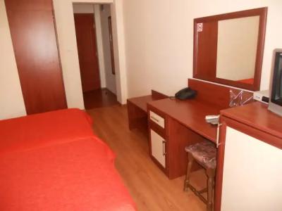 Южни нощи семеен хотел Свети Влас - 38