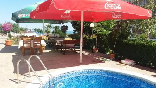 Южни нощи семеен хотел Свети Влас - 48