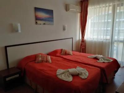 Южни нощи семеен хотел Свети Влас - 7