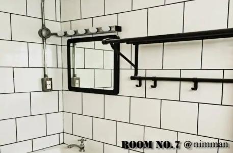 Room No.7 - 4