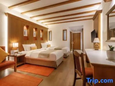 Club Himalaya, by Aces - 99