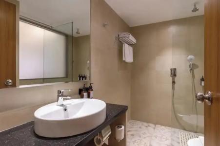 Club Himalaya, by Aces - 83