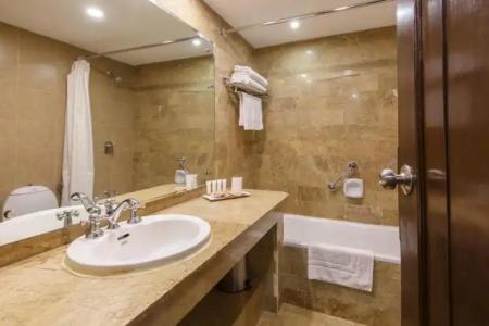 Club Himalaya, by Aces - 59