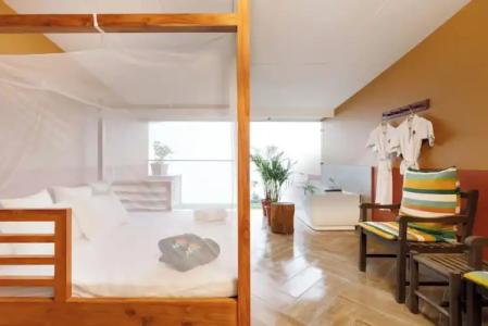 Club Himalaya, by Aces - 126