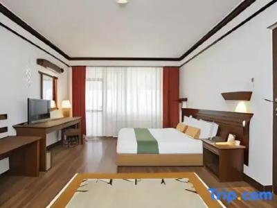 Club Himalaya, by Aces - 94