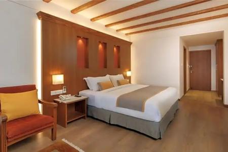 Club Himalaya, by Aces - 116