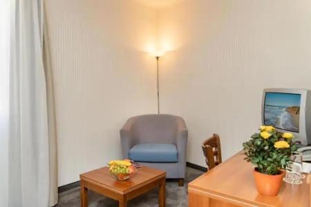 Panorama - Free EV Charging Station - 131