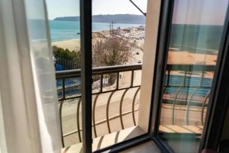 Panorama - Free EV Charging Station - 249