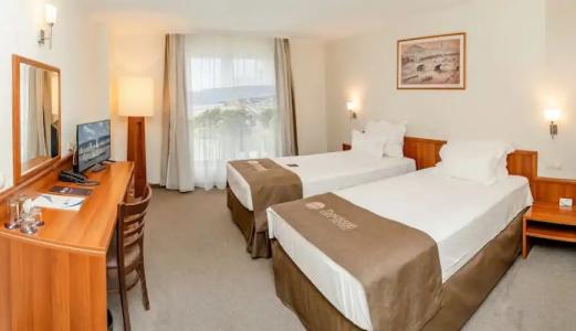 Panorama - Free EV Charging Station - 189