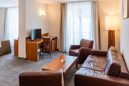 Panorama - Free EV Charging Station - 251