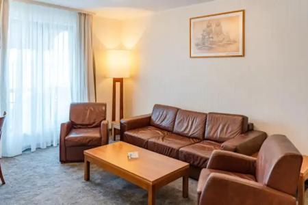 Panorama - Free EV Charging Station - 252