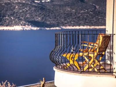 Mekvins Deniz Feneri Lighthouse - 83