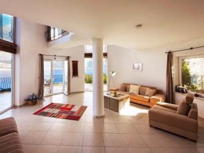 Mekvins Deniz Feneri Lighthouse - 122