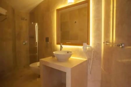 Mekvins Deniz Feneri Lighthouse - 71