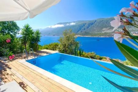 Mekvins Deniz Feneri Lighthouse - 78