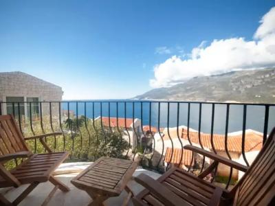 Mekvins Deniz Feneri Lighthouse - 56