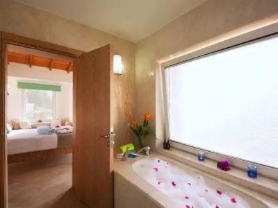 Mekvins Deniz Feneri Lighthouse - 67