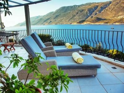 Mekvins Deniz Feneri Lighthouse - 123