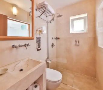 Mekvins Deniz Feneri Lighthouse - 54