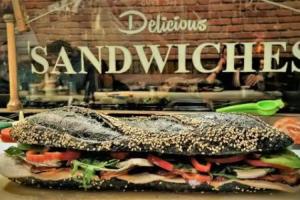 Three Dolphins Hotel, Varna