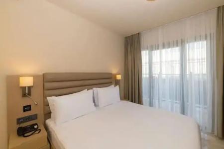 Ramada by Wyndham Istanbul Pera - 173