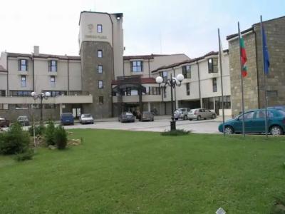 Troyan Plaza - 1