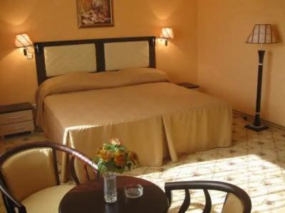 Merian Palace - 1