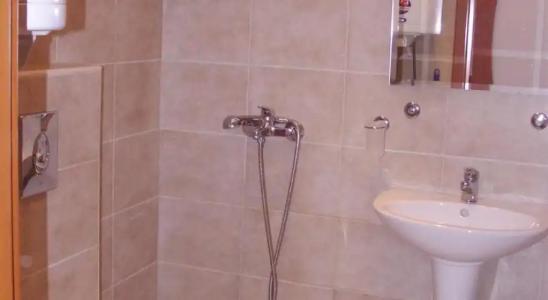 Lucky Beach Apartments - 7