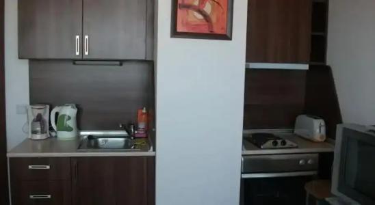 Lucky Beach Apartments - 18