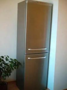 Lucky Beach Apartments - 11