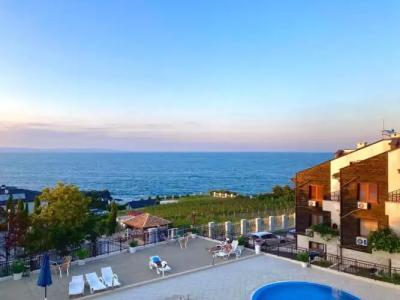 Apolon Complex - 124