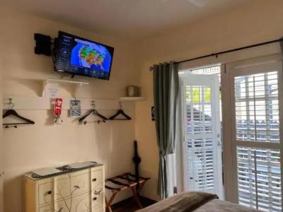 The Grand Guesthouse - 38