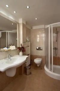 Forum - Free Parking - 32