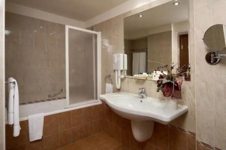 Forum - Free Parking - 38