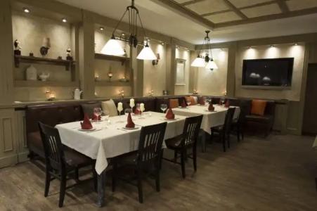 Alexander Palace - 18