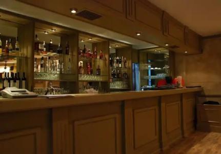 Alexander Palace - 14