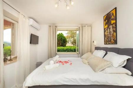 Guest House Steel - 71