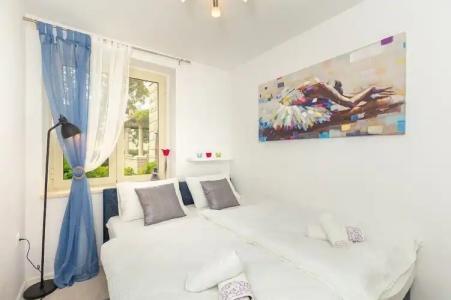 Guest House Steel - 70