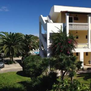 Tzilios Studios - 30