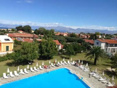 Tzilios Studios - 41