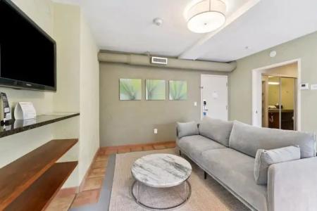 Kasa El Paseo Miami Beach - 127